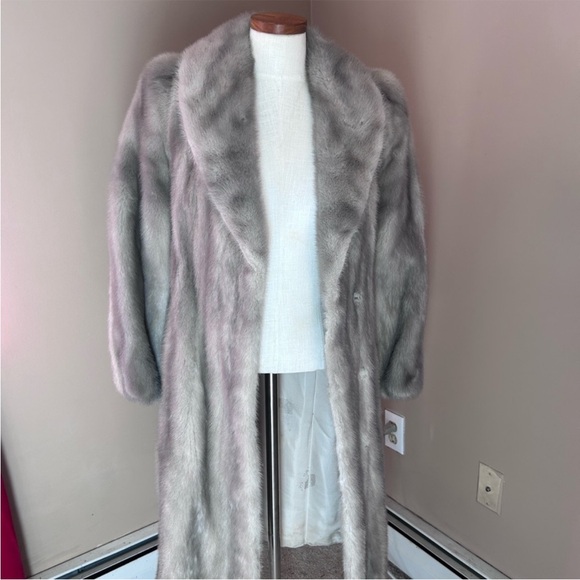 Vintage long gray mink coat sz small - Picture 10 of 11